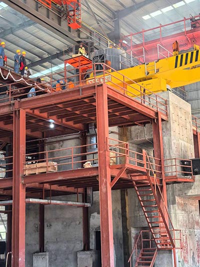 Medium frequency furnace 30 tons,induction furnace capacity 30 tons used for steel industry to casting steel billets for them continue casting steel billets