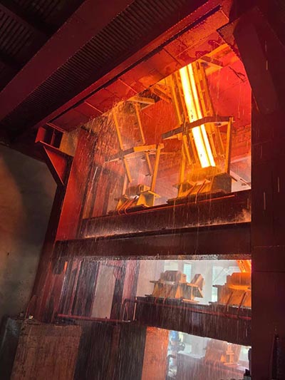 Medium frequency furnace 30 tons,induction furnace capacity 30 tons used for steel industry to casting steel billets for them continue casting steel billets