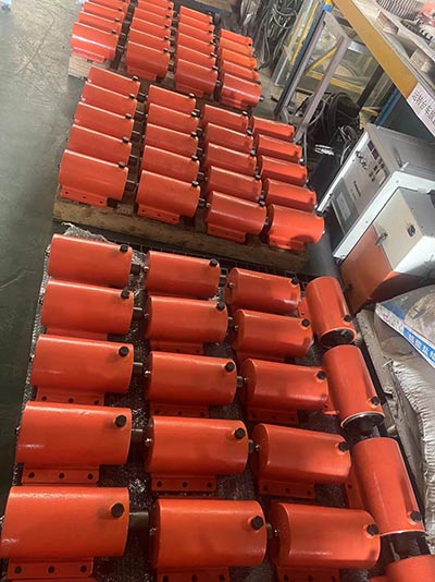 Medium frequency furnace 30 tons,induction furnace capacity 30 tons used for steel industry to casting steel billets for them continue casting steel billets