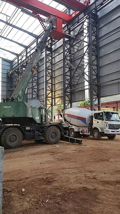 Medium frequency furnace 30 tons,induction furnace capacity 30 tons used for steel industry to casting steel billets for them continue casting steel billets